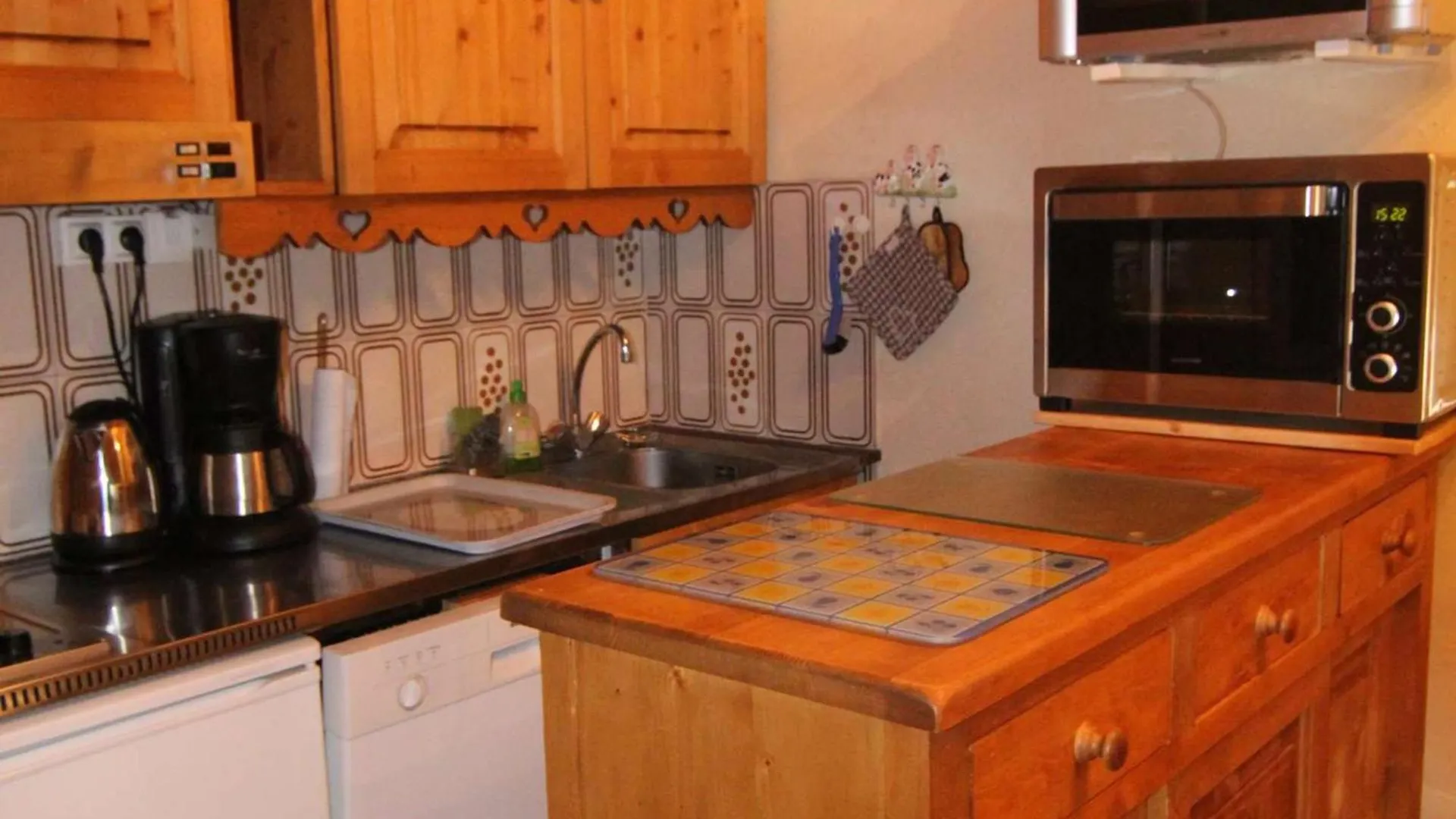 Appartement 2P Pour 6 A L'Alpe D'Huez - Skis Aux Pieds, Balcon Sud, Animaux Ok, Parking Privatif - Fr-1-405-343 0*, Huez Francja