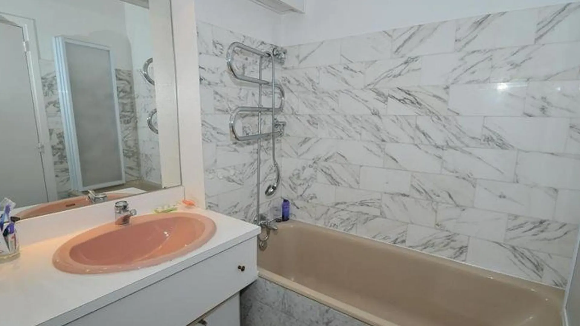 Appartement 2P Pour 6 A L'Alpe D'Huez - Skis Aux Pieds, Balcon Sud, Animaux Ok, Parking Privatif - Fr-1-405-343 Francja